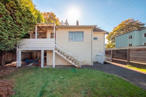 481 21St Avenue W, Vancouver, BC 
