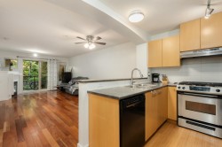 414-9319 University Crescent  Burnaby, BC V5A 4Y5