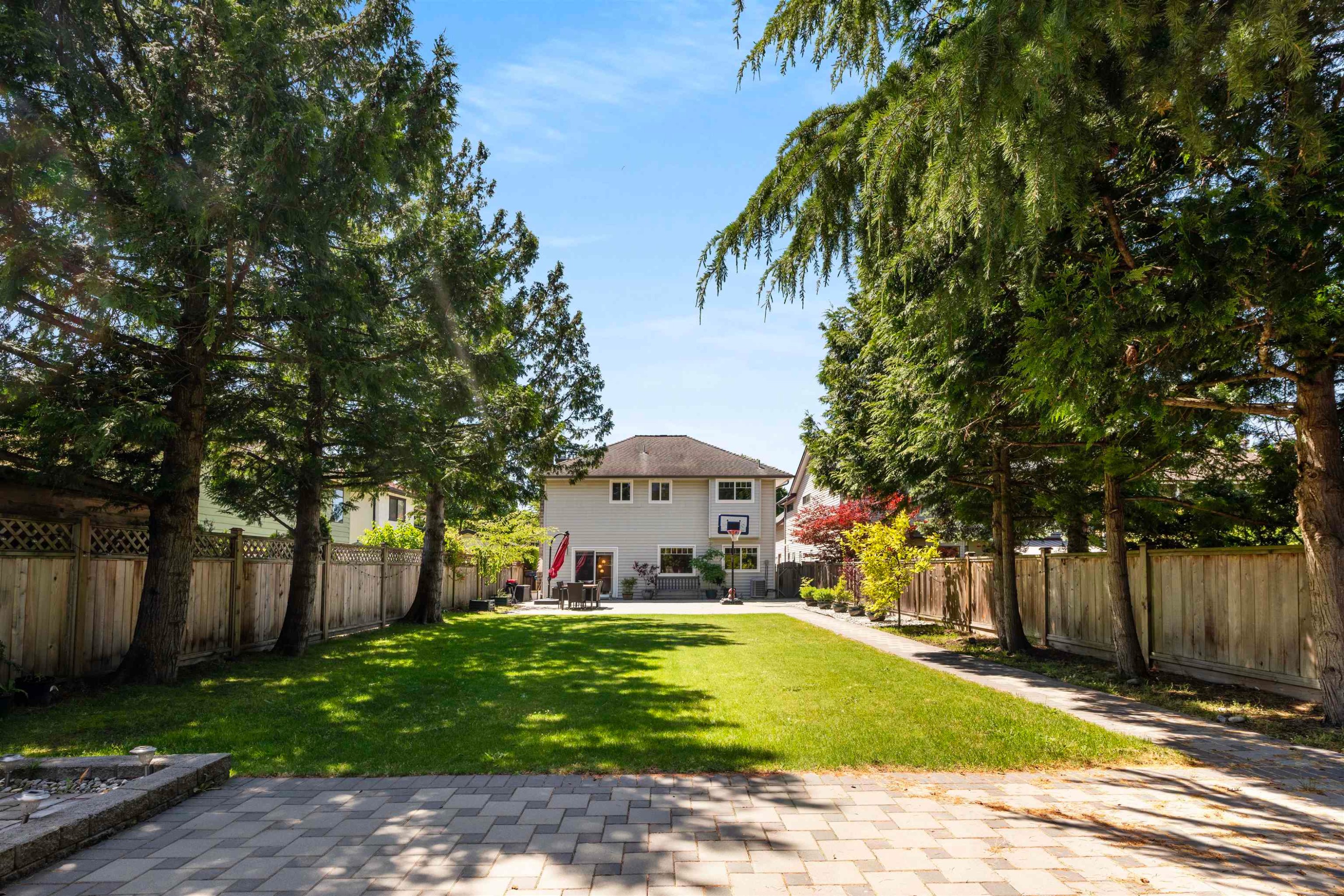 9611 Mcburney Drive, Richmond, BC