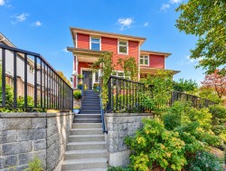 5502 Dundee Street  Vancouver, BC V5R 3T9