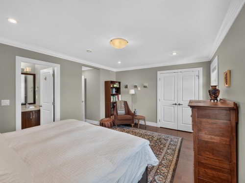 5502 Dundee Street, Vancouver, BC 