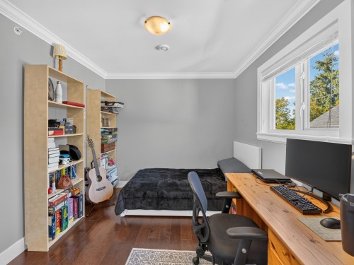 5502 Dundee Street, Vancouver, BC 