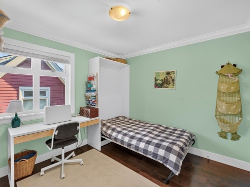 5502 Dundee Street, Vancouver, BC 