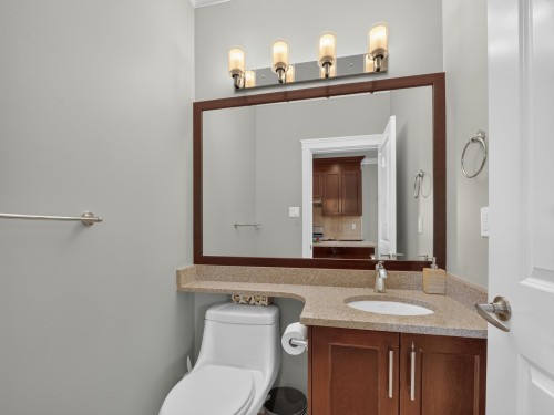 5502 Dundee Street, Vancouver, BC 
