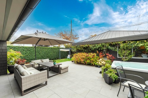 2505 Adanac Street, Vancouver, BC 