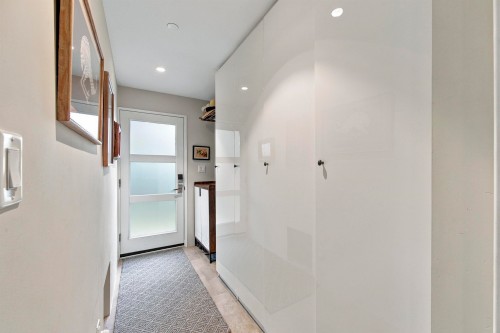 2505 Adanac Street, Vancouver, BC 