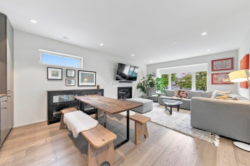 2505 Adanac Street, Vancouver, BC 