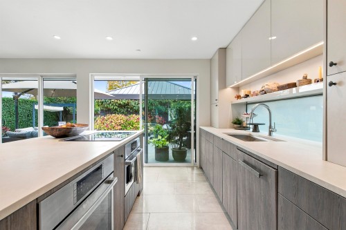 2505 Adanac Street, Vancouver, BC 