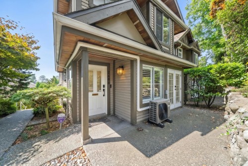 2408 Marine Drive Se, Vancouver, BC 