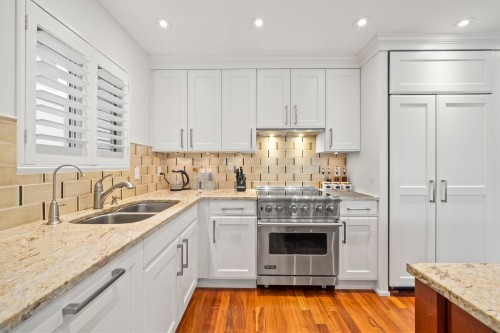 2408 Marine Drive Se, Vancouver, BC 