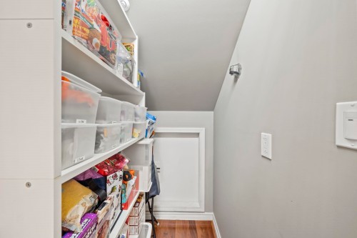2408 Marine Drive Se, Vancouver, BC 