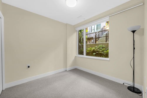 7637 Yukon Street, Vancouver, BC 