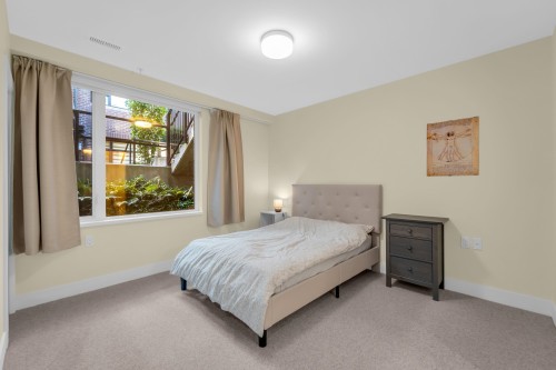 7637 Yukon Street, Vancouver, BC 