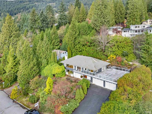 2615 Skilift Place, West Vancouver, BC 