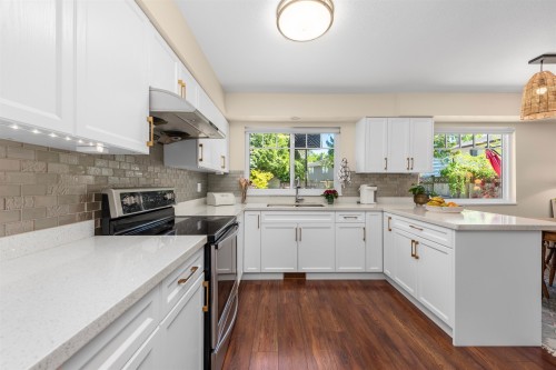 9611 Mcburney Drive, Richmond, BC 