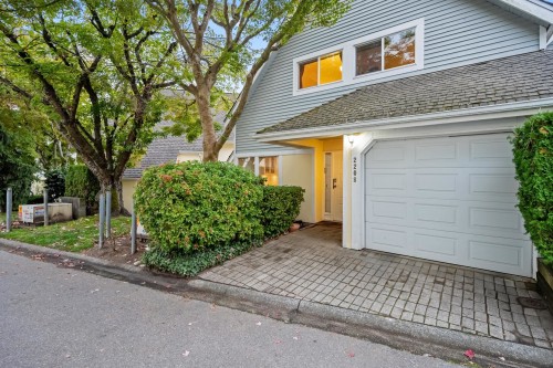 2208 Portside Court, Vancouver, BC 