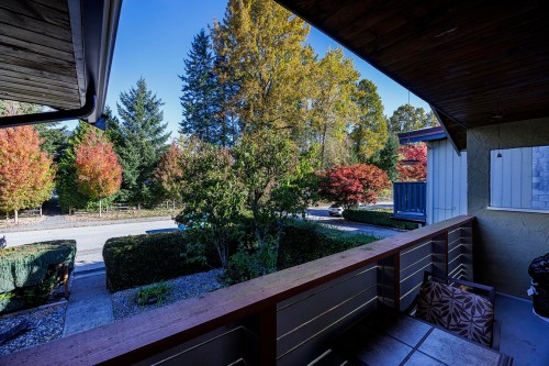 741 18Th Street E, North Vancouver, BC 
