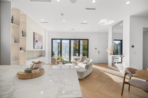 411 19Th Avenue W, Vancouver, BC 