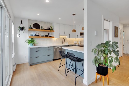 2337 Quayside Court, Vancouver, BC 