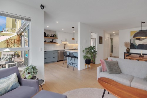 2337 Quayside Court, Vancouver, BC 