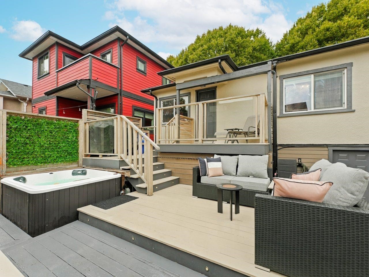 320 32Nd Avenue E, Vancouver, BC