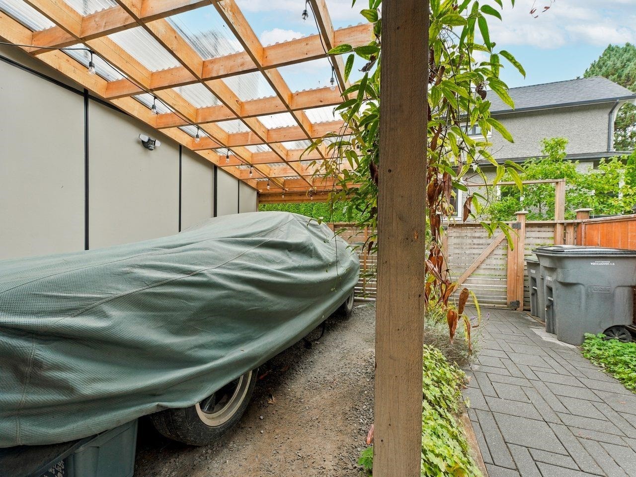 320 32Nd Avenue E, Vancouver, BC