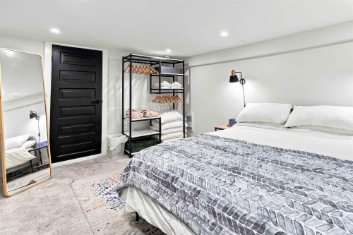 2764 Dundas Street, Vancouver, BC 