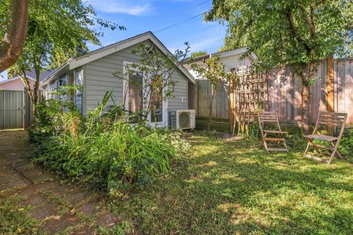 2764 Dundas Street, Vancouver, BC 