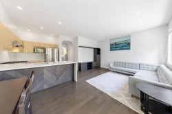44-7233 Heather Street  Richmond, BC V6Y 4J8