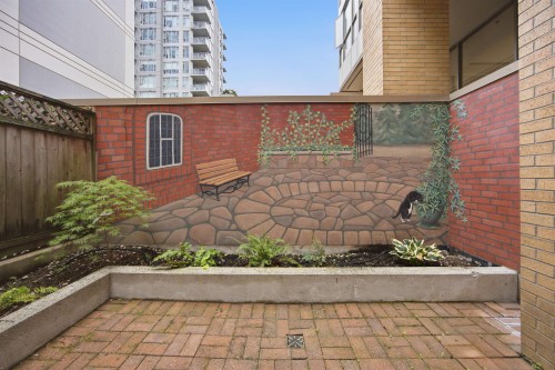 1182 Richards Street, Vancouver, BC 