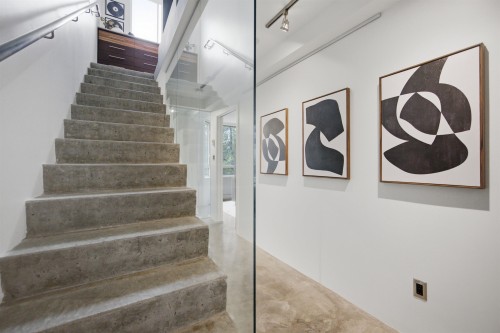 1182 Richards Street, Vancouver, BC 