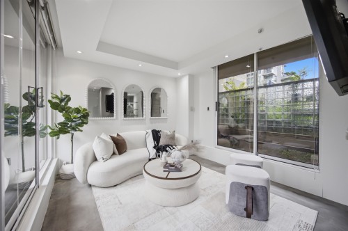 1182 Richards Street, Vancouver, BC 