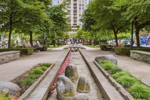 1182 Richards Street, Vancouver, BC 