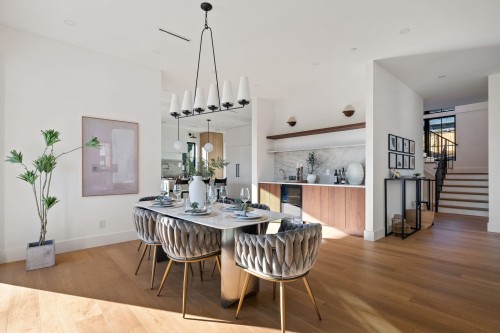 1709 Ottawa Avenue, West Vancouver, BC 