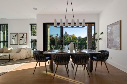 1709 Ottawa Avenue, West Vancouver, BC 