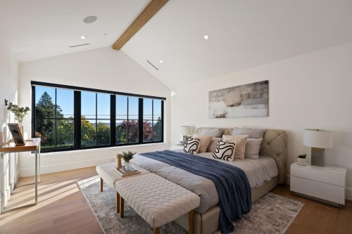 1709 Ottawa Avenue, West Vancouver, BC 