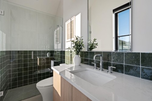 1709 Ottawa Avenue, West Vancouver, BC 