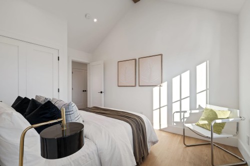 1709 Ottawa Avenue, West Vancouver, BC 