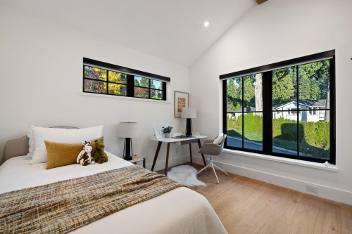 1709 Ottawa Avenue, West Vancouver, BC 