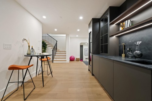 1709 Ottawa Avenue, West Vancouver, BC 
