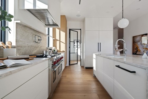 1709 Ottawa Avenue, West Vancouver, BC 