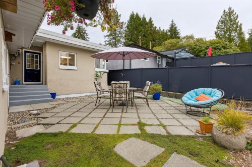 331 24Th Street E, North Vancouver, BC 