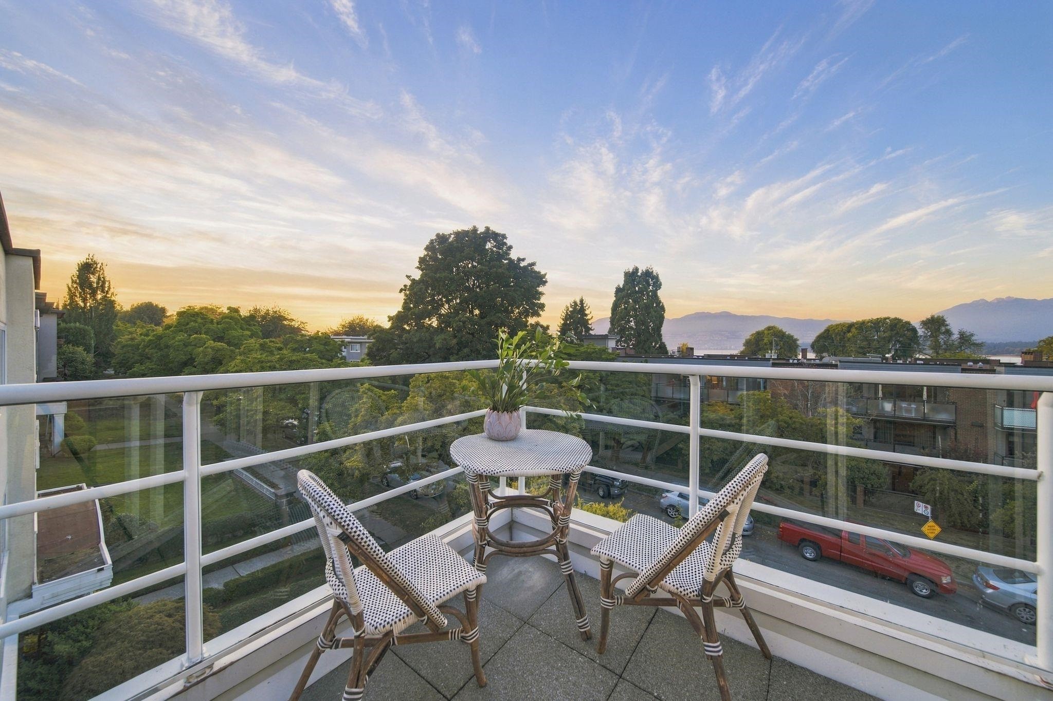 2240 York Avenue, Vancouver, BC