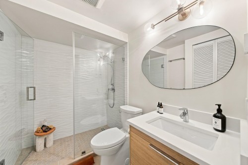 2240 York Avenue, Vancouver, BC 