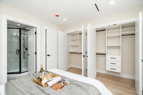 2828 Cheyenne Avenue, Vancouver, BC 