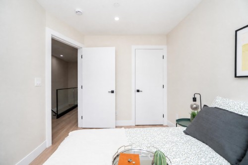 2828 Cheyenne Avenue, Vancouver, BC 