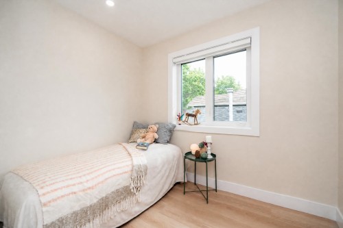 2828 Cheyenne Avenue, Vancouver, BC 