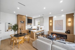 2712 Kitchener Street  Vancouver, BC V5K 3E1