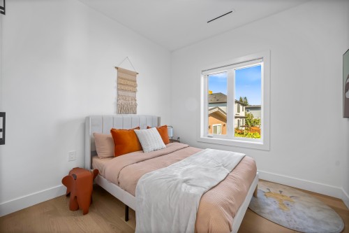 2712 Kitchener Street, Vancouver, BC 