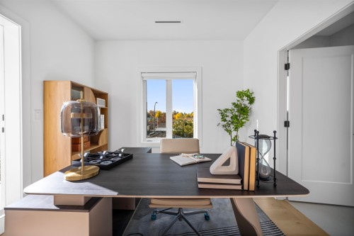 2712 Kitchener Street, Vancouver, BC 